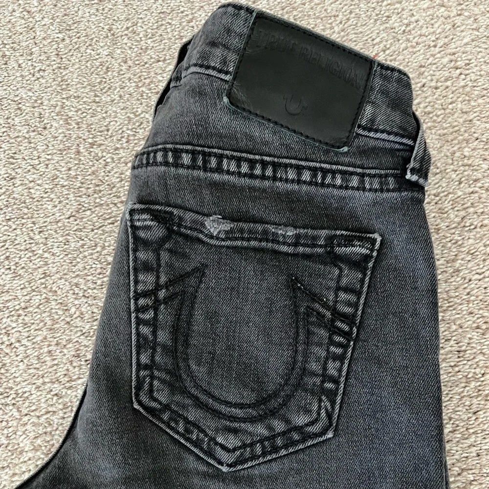 True Religion Mid Rise Super Skinny Jeans – Charcoal – Size 23 - Picture 11 of 15